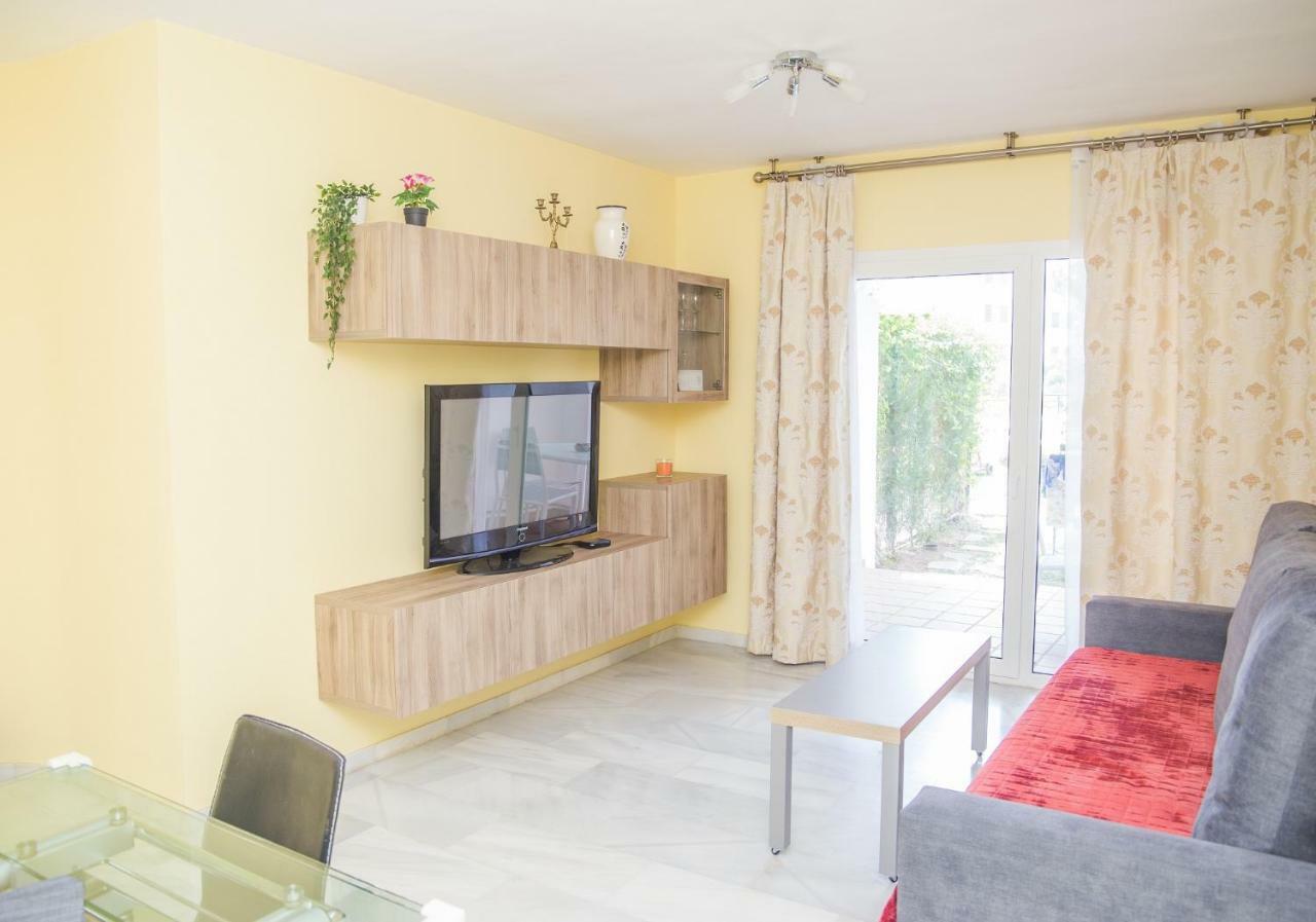 1Br Beachfront Complex - Mi Capricho Sitio de Calahonda Dış mekan fotoğraf