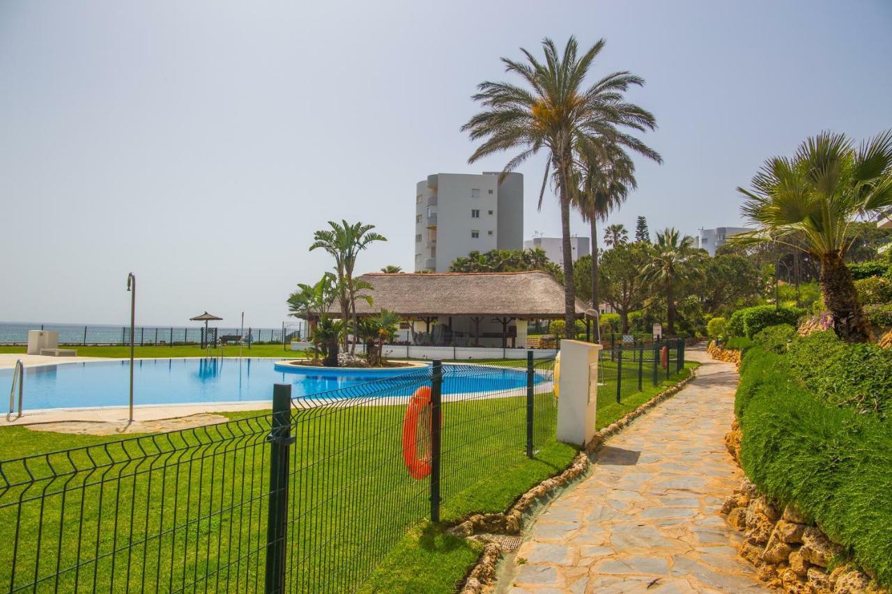 1Br Beachfront Complex - Mi Capricho Sitio de Calahonda Dış mekan fotoğraf