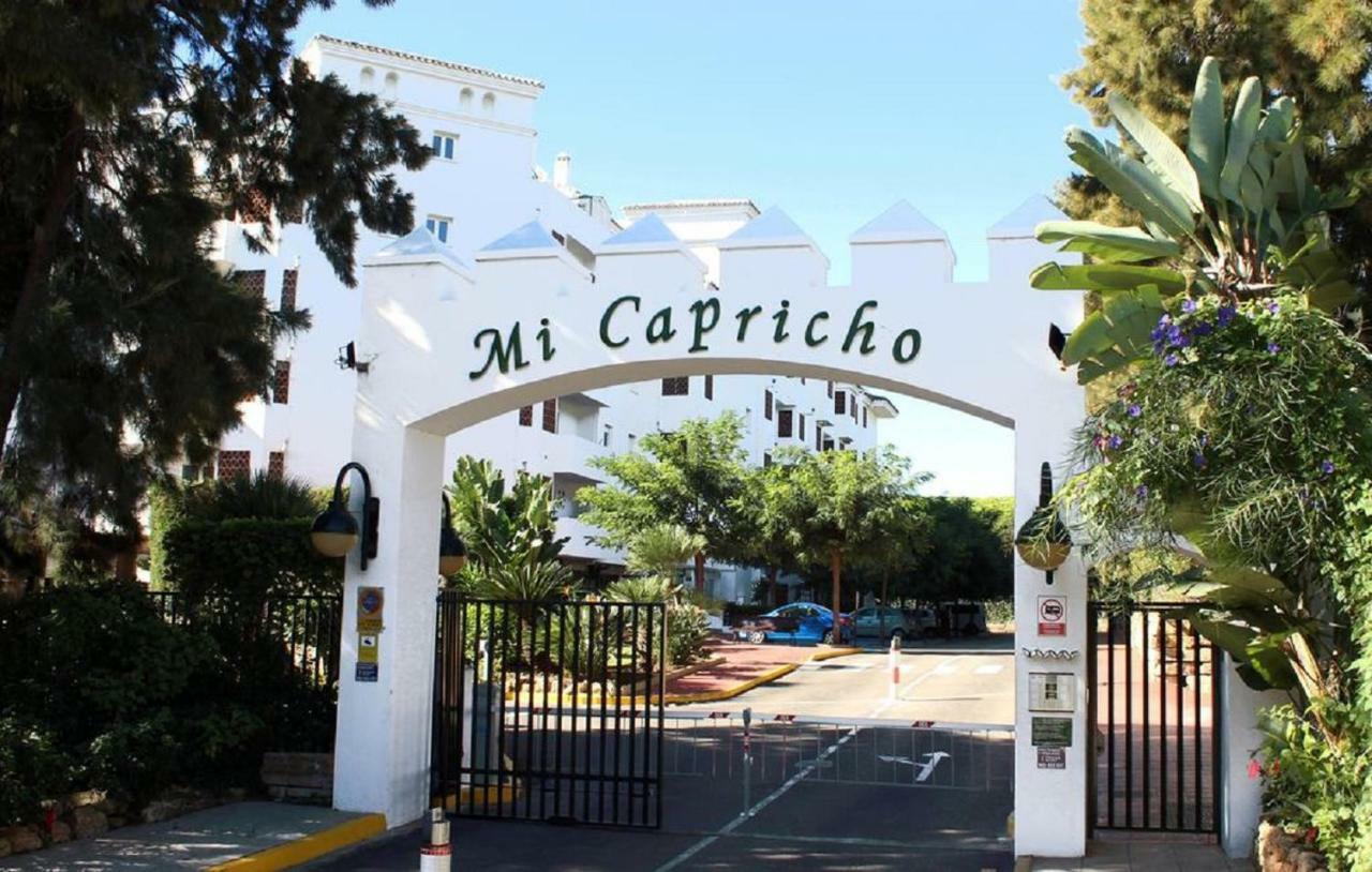 1Br Beachfront Complex - Mi Capricho Sitio de Calahonda Dış mekan fotoğraf
